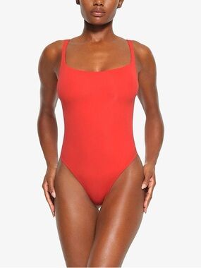 SKIMS fits everybody square neck bodysuit in poppy small